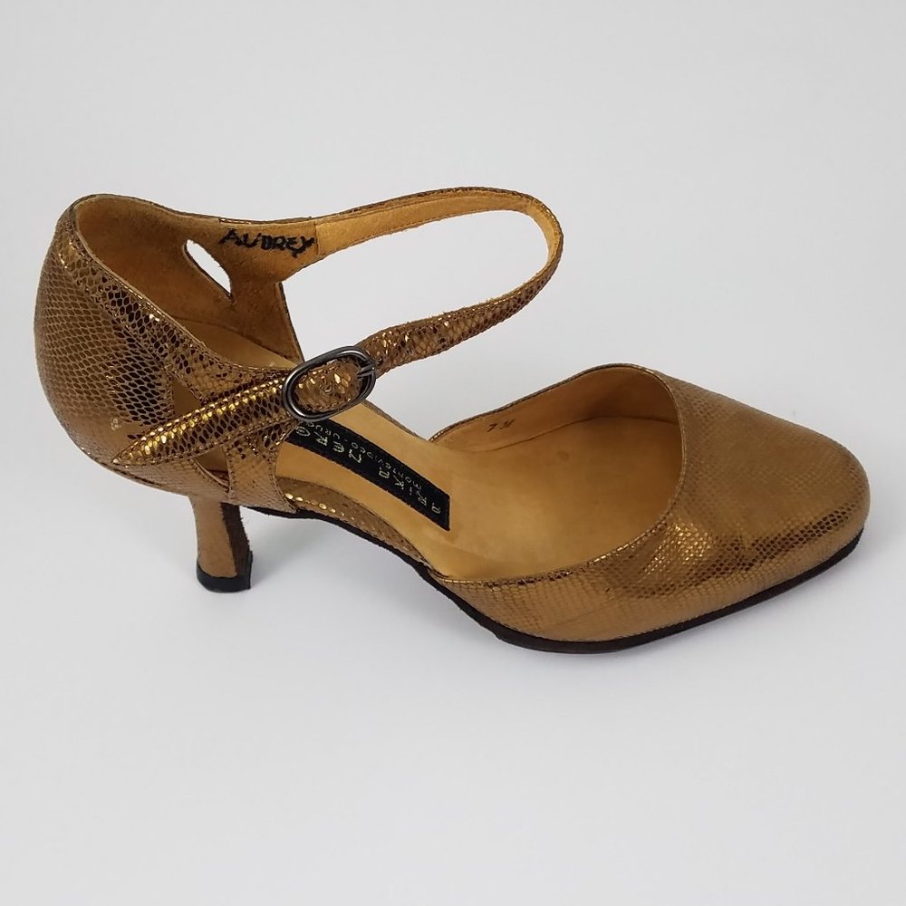 Arika Nerguiz 7.5/8 ankle strap gold leather dance /character shoes rubber soles - Picture 5 of 14